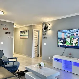 Waikiki 2 Bedrooms 2 Bathrooms With 1 Free Parking Space Apartment Honolulu